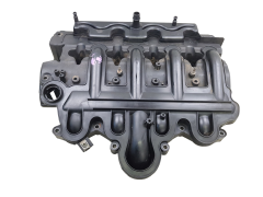 Kryt Ventilů 8200149903 98063100 2.2 2.5 dCi Renault Opel Nissan Kryt Ventilů 8200149903 98063100 2.2 2.5 dCi Renault Opel Nissan