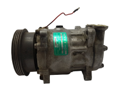 Kompresor Klimatizace Renault Clio I 7700272497 SD7V16 1135 Sanden 7179