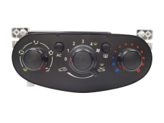 Panel Větrání Dacia Logan 2 T1019674J 275107242R