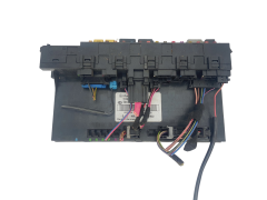 Blok Ovladačů 2095450701 5DK008486-11 Mercedes Hella 40359 Blok Ovladačů 2095450701 5DK008486-11 Mercedes Hella 40359