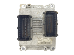 Řídicí Jednotka Motoru Opel 55353613 0261208255 GM Bosch 19429