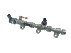 Vstřikovací Lišta Rampa Renault Bosch 8200947803 0445214195 2.0 DCI