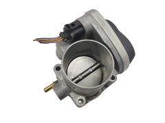 Škrticí Klapka 8200171134-B 8200190230 1.6 Renault 1528 Škrticí Klapka 8200171134-B 8200190230 1.6 Renault 1528