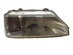 Světlomet Pravý 7700784192 Renault 25 Valeo