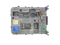 Blok Ovladačů BSI04EV2 9812189480 PSA Johnson Controls Blok Ovladačů BSI04EV2 9812189480 PSA Johnson Controls