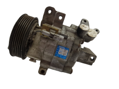 Kompresor Klimatizace Citroen Peugeot C1 107 6453RJ DKV-06R 88310-0H010-C Kompresor Klimatizace Citroen Peugeot C1 107 6453RJ DKV-06R 88310-0H010-C