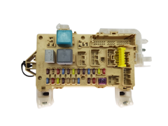 Pojistková Skříň Toyota 89221-0F010 905765 20536 Pojistková Skříň Toyota 89221-0F010 905765 20536