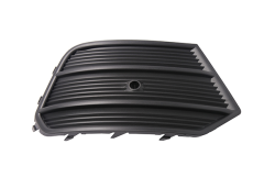 Mřížka nárazníku Pravý 8U0807682Q 88071822102 Audi Q3 DPA