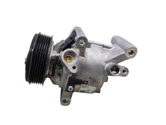 Kompresor Klimatizace 926005154R Valeo Dacia Duster Sandero 2 0km Kompresor Klimatizace 926005154R Valeo Dacia Duster Sandero 2 0km
