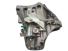 Převodovka Nový originál TL4110 TL4A110 7701700546 Nissan Tiida 1.8 16V