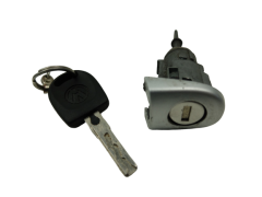 Zámek Dveří Levý Předek  VW Golf 4 1U0837167C /168C