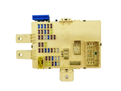 Pojistková Skříň Kia 91950-3W010 Yura Corporation 31271 Pojistková Skříň Kia 91950-3W010 Yura Corporation 31271