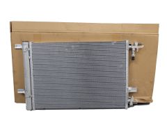 Kondenzátor Klimatizace Opel Chevrolet 13377762 1850219 GM