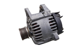 Alternátor 8200667614 TG11C066 2543564A Valeo Renault