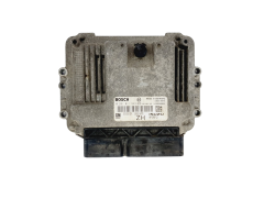 Blok Ovladačů Opel 0281011943 55556829 8973785711 Bosch 42895