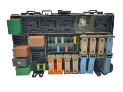 Pojistková Skříň Renault 8200847683 55RF1XG41 LEAR