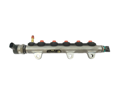 Vstřikovací Lišta Rampa Bosch 0445214207 8200962035 0281002800 2.0 DCI Renault