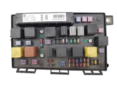 Pojistková Skříň Opel 13145043 5DK008668-50 Hella