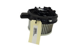 Ventilátor Dmýchadlo Opel Astra K 13497776 0130309503 3236