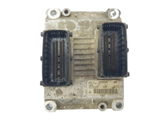 Řídicí Jednotka Motoru Alfa Romeo 00735018230 0261206713 Bosch Řídicí Jednotka Motoru Alfa Romeo 00735018230 0261206713 Bosch