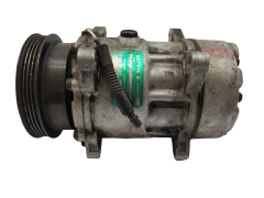 Kompresor Klimatizace Renault Scenic I 7700272987 SD7V16 1143 Sanden 6992