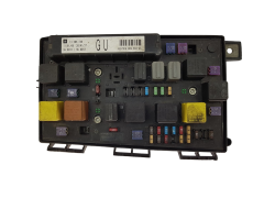 Pojistková Skříň Opel 13206748 5DK008668-48 GM Hella Pojistková Skříň Opel 13206748 5DK008668-48 GM Hella