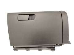 Přehrádka U Spolujezdce Nissan Qashqai J12 681026UN0A