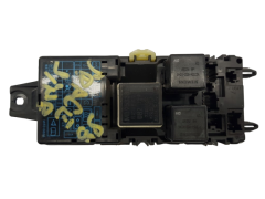 Pojistková Skříň Mitsubishi MR31828