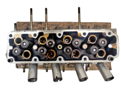 Hlava Válce Opel 90400242 76124 GMB 1.6 8V Z16SE