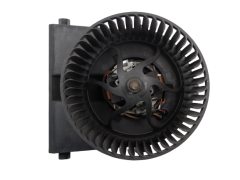 Ventilátor Dmýchadlo 1J1819021B 657880E VW Audi Seat Skoda