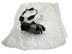 Zámek Dveří Pravý Předek Originál Peugeot 208 2008 9812500780