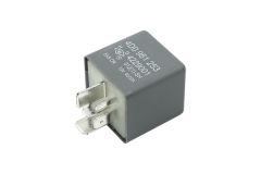 Relé palivového čerpadla 4D0951253 B17805 VW Audi Skoda Borsehung