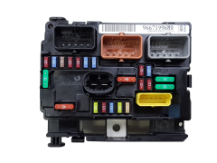 Blok Ovladačů Originál BSM-00 Citroen Peugeot 9667199680 6500HV Blok Ovladačů Originál BSM-00 Citroen Peugeot 9667199680 6500HV