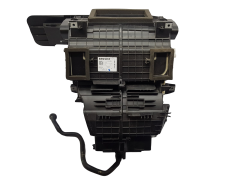 Ohřívač Renault Clio 4 272706952R Denso