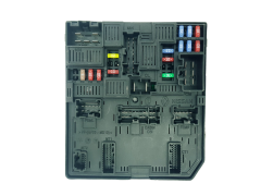 Blok Ovladačů Moduł BSI 284B75NA0A 521502F04 Nissan