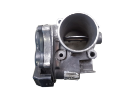 Škrticí Klapka Renault 8200987453 H8200727648 2.0 2.3 DCI 2351 Škrticí Klapka Renault 8200987453 H8200727648 2.0 2.3 DCI 2351