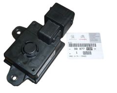 Přepínač Start/Stop Originál Citroen Peugeot DS3 DS4 301 3008 9828207680