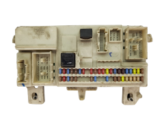 Pojistková Skříň 8690720 519096127 Volvo