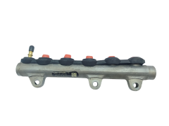 Vstřikovací Lišta Rampa Bosch Renault 0445214155 8200842432 2.0 DCI