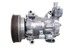 Kompresor Klimatizace Renault Nissan 8200651251 Sanden SD6V12 1900 1028
