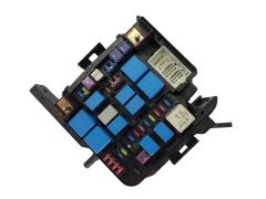 Pojistková Skříň 91203-2R391 91951-0Q000 Hyundai  Pojistková Skříň 91203-2R391 91951-0Q000 Hyundai