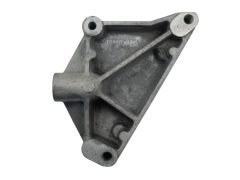 Držák Motoru Renault Master 2 8200045786 2,2 DCI G9T Držák Motoru Renault Master 2 8200045786 2,2 DCI G9T