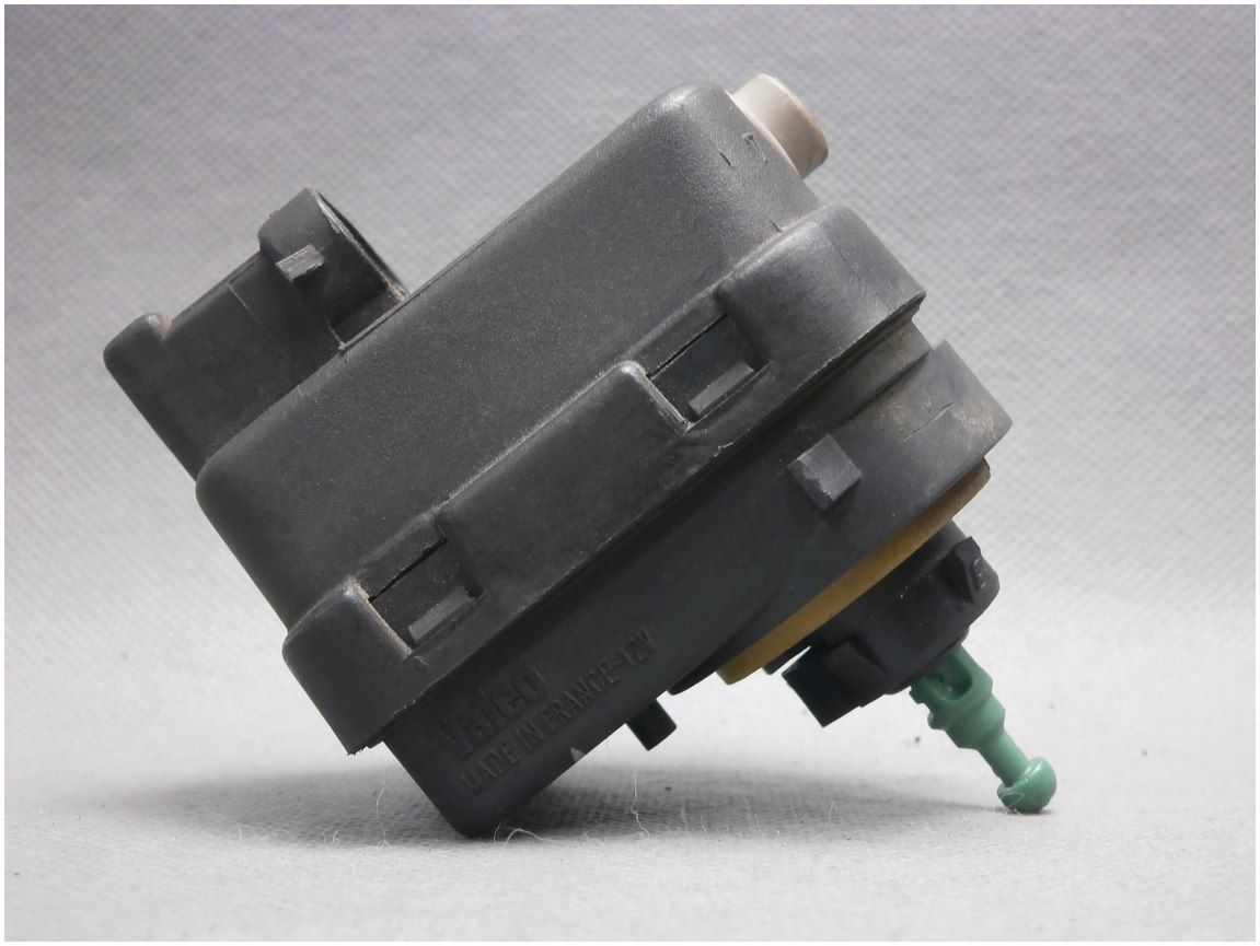 Silniczek Reflektora Lampy Renault 7700840141 main product photo