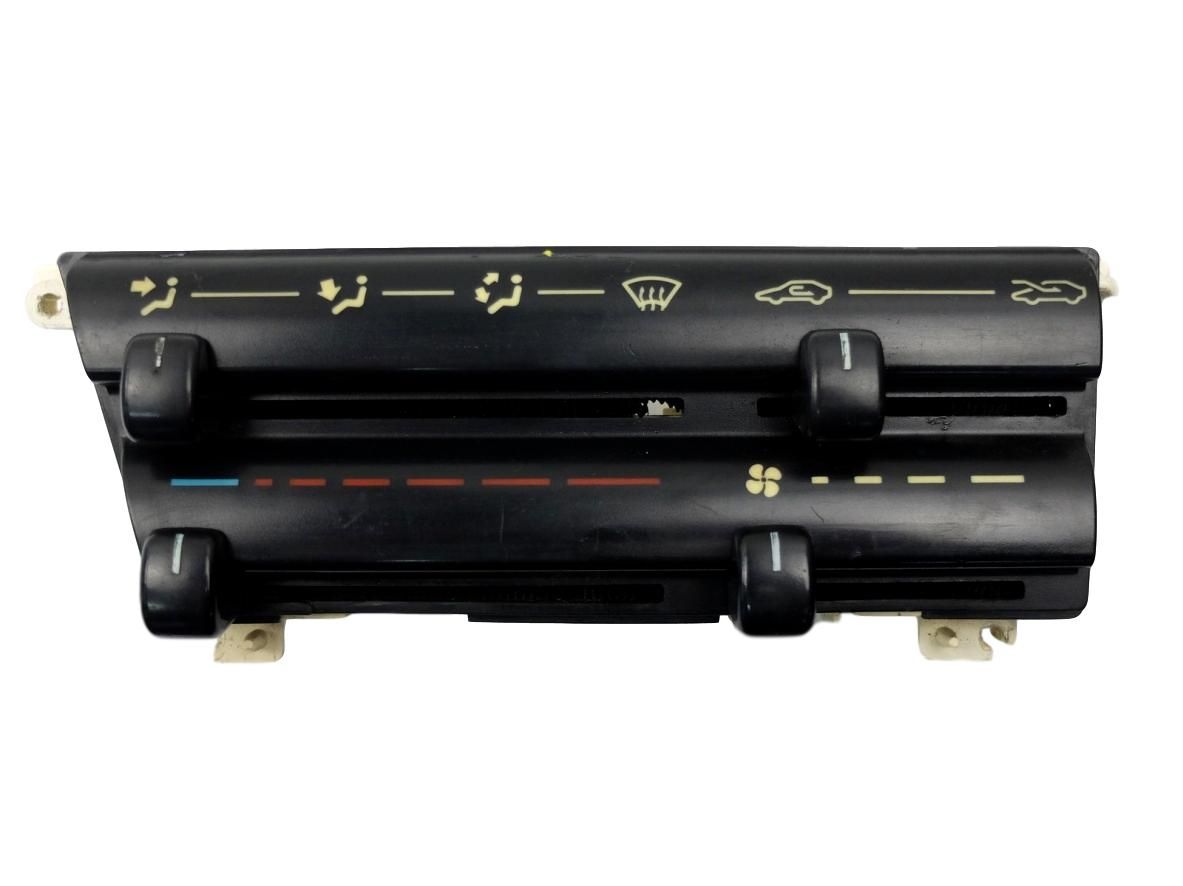 Panel Větrání Citroen Xantia 810601263F FB main product photo