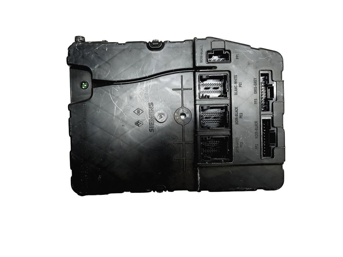 Blok Ovladačů UCH X84 N2 8200305575 S118400200I Renault Siemens 6269 main product photo