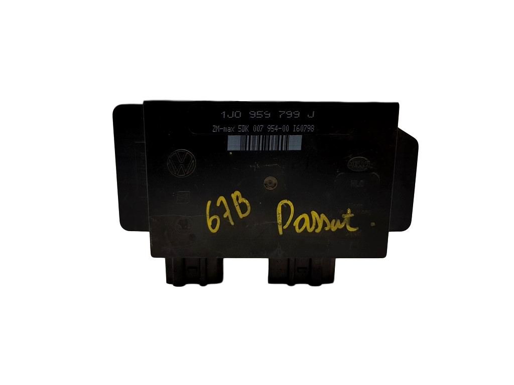 Blok Ovladačů VW Passat B5 1J0959799J 5DK00795400 11002 main product photo