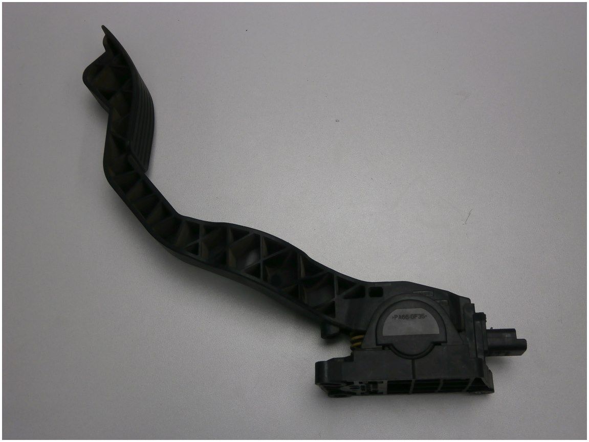 Potencjometr Pedału Gazu Peugeot 206 9645852280 main product photo