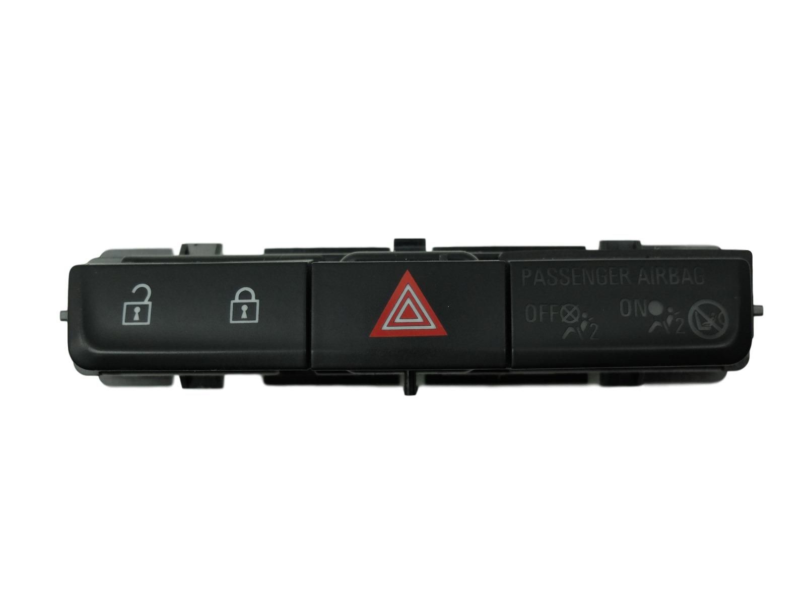 Ovladač Nouzových Světel Opel Zafira C 20934759 GM main product photo