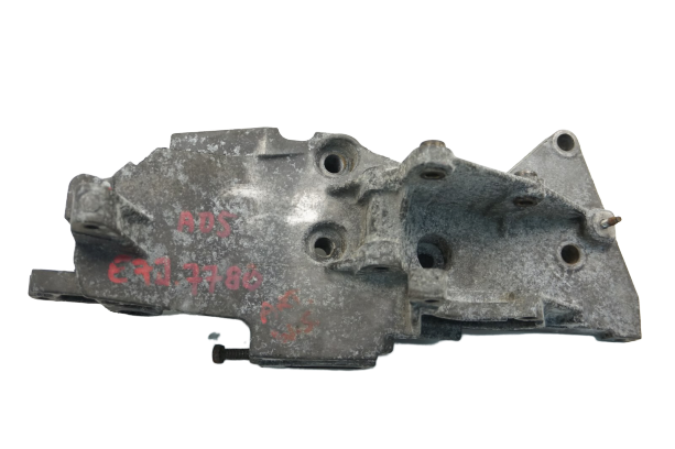 Držák Motoru 7700875414 Renault 1.4 8v Kangoo Clio 2 main product photo