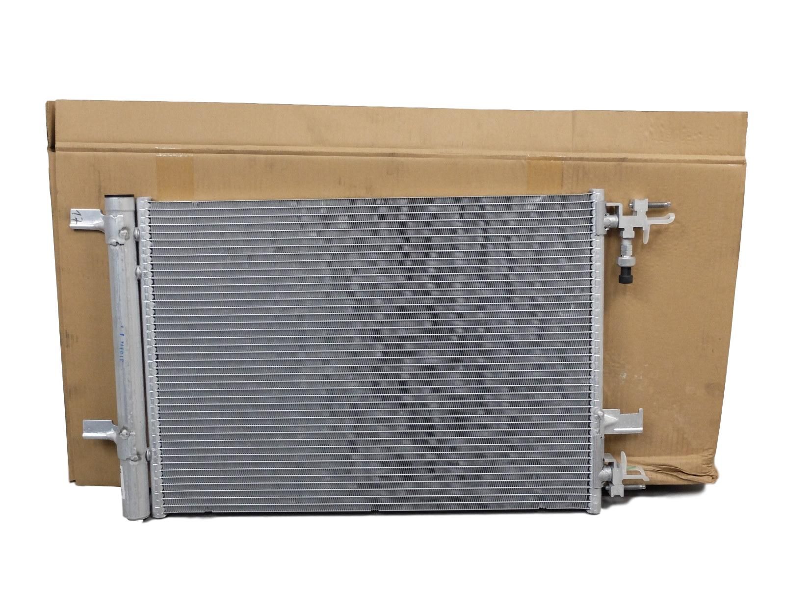 Kondenzátor Klimatizace Opel Chevrolet 13377762 1850219 GM main product photo